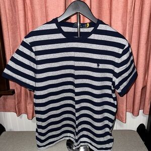 🤑Polo by Ralph Lauren Men's Navy and Gray Striped T-Shirt🤑